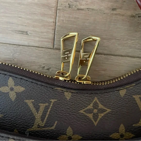 Louis Vuitton Dark Brown Monogram Shoulder Bag - Picture 6 of 10